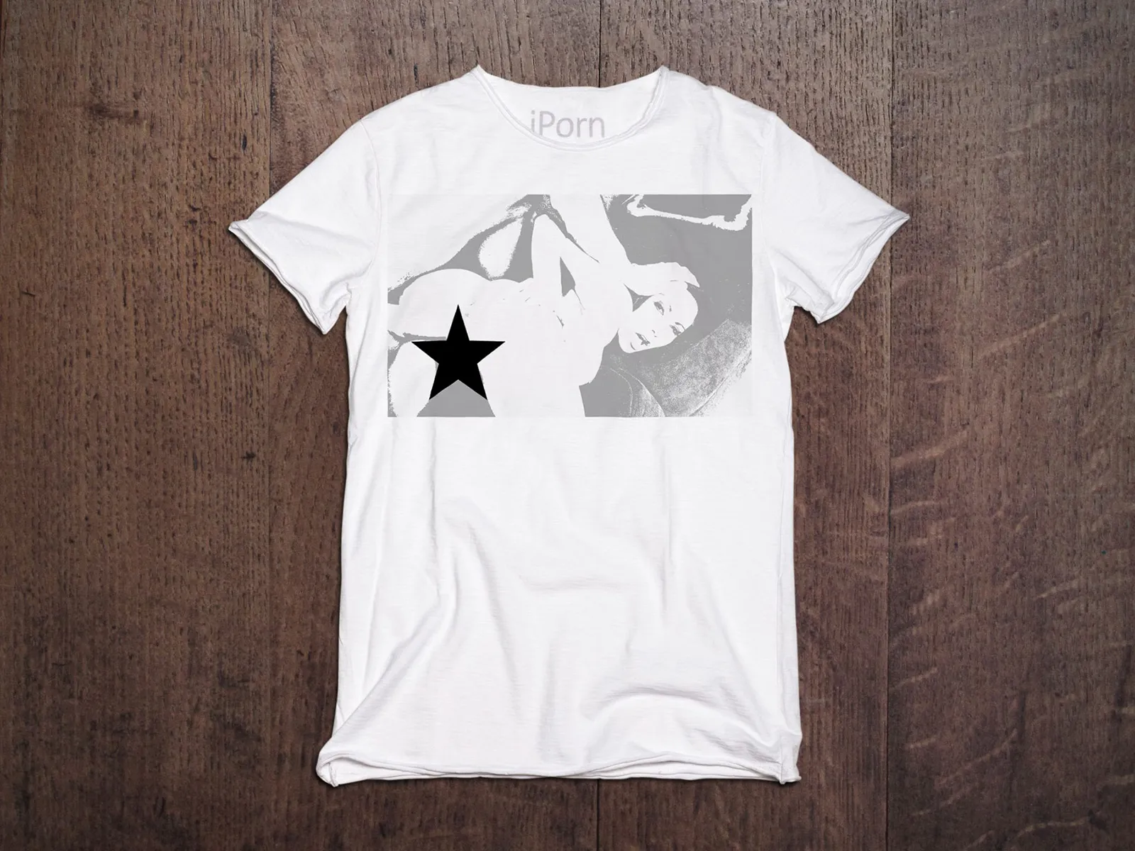 #02 – Girl doggystyle